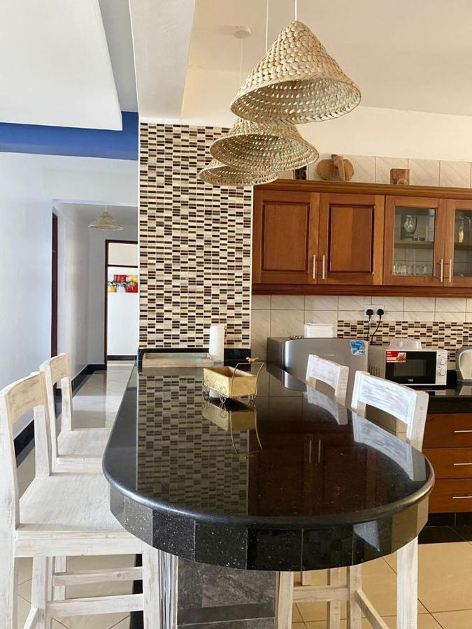 Nyali Emirates Reef Apartment Mombasa Esterno foto